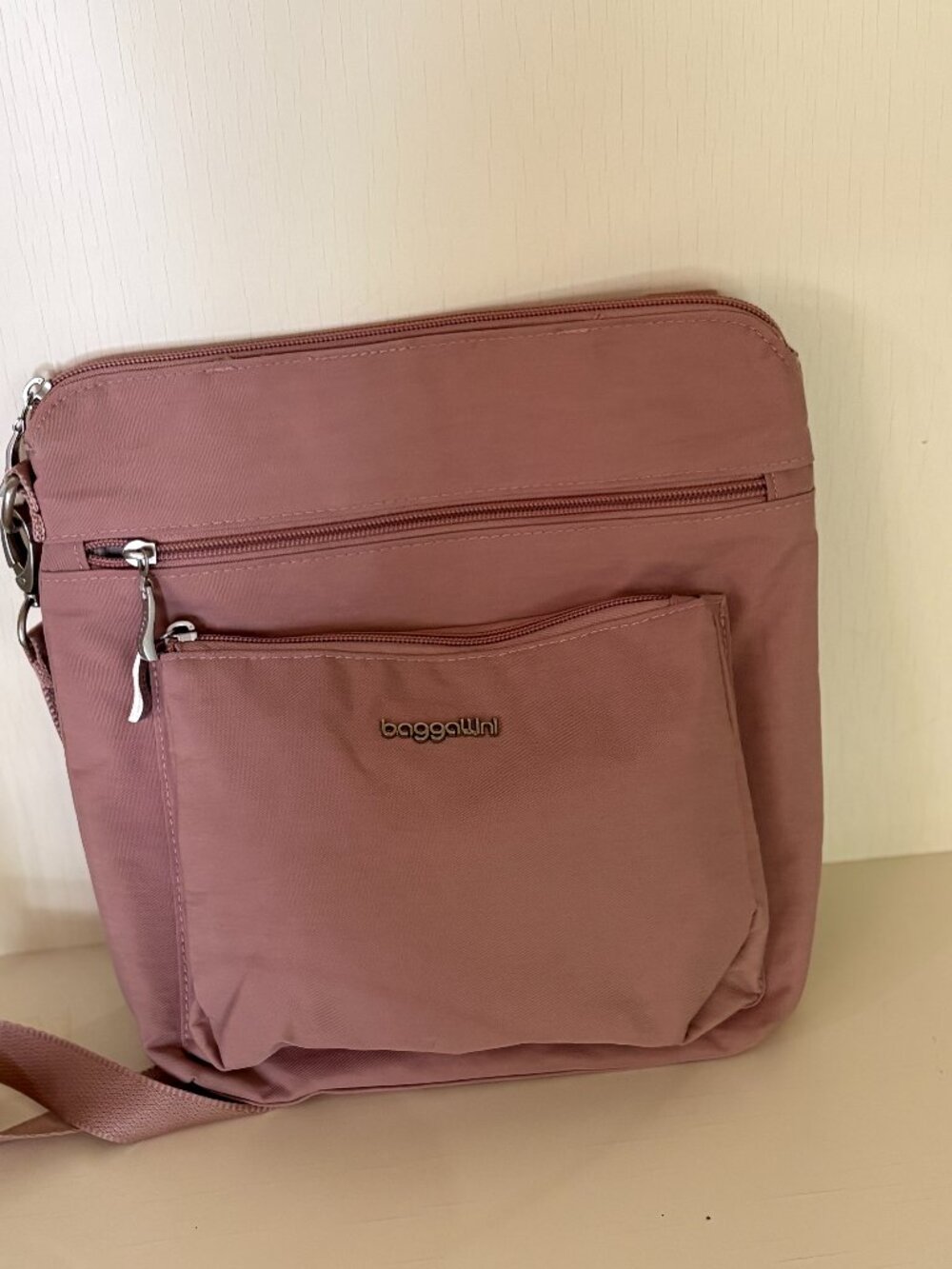 Baggallini Women's  Modern Large Pocket Crossbody in Woodrose 11"x3"x11"
